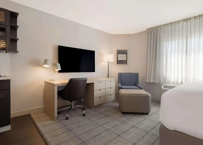 Sonesta Simply Suites Irvine East Foothill